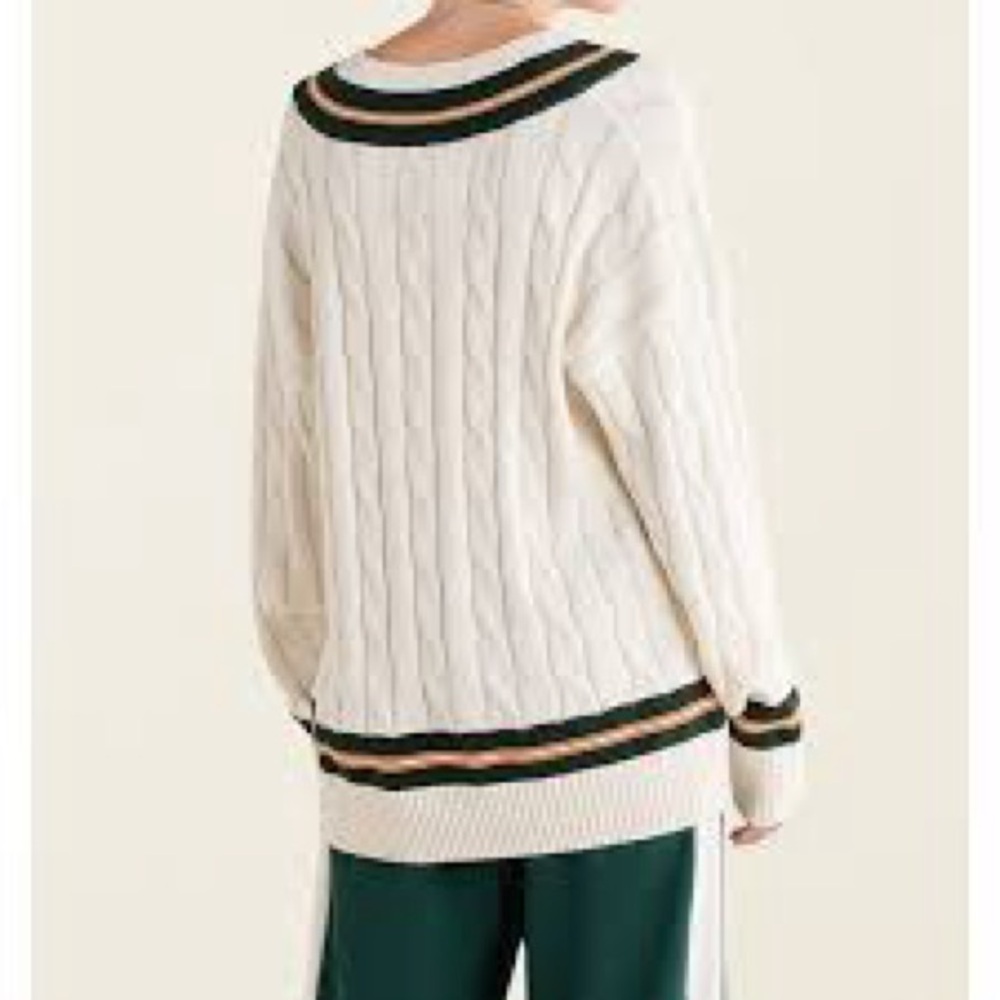 Roots Cable-Knit V-Neck Cricket Sweater with Green and Tan TrimSize Large - Picture 2 of 11